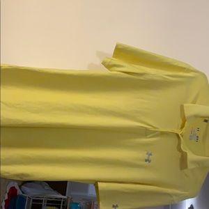Men’s under armor yellow golf shirt loose size M